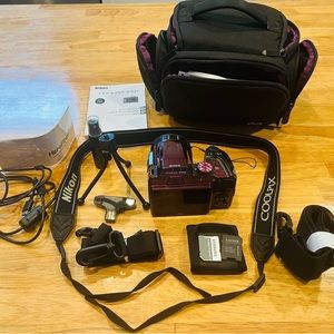 Nikon Coolpix B500 - Like New - Brand New Camera Bag and Accessories